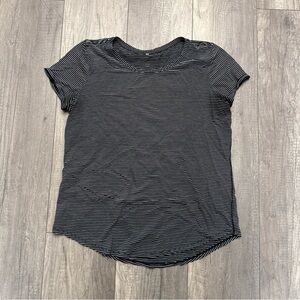 Lululemon Short Sleeve Tee